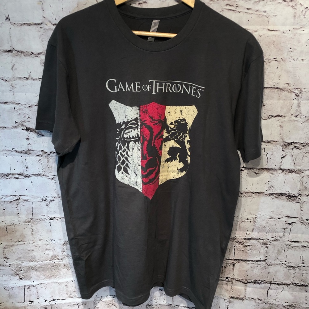 HBO Game of Thrones T-shirts, Sizes S and L